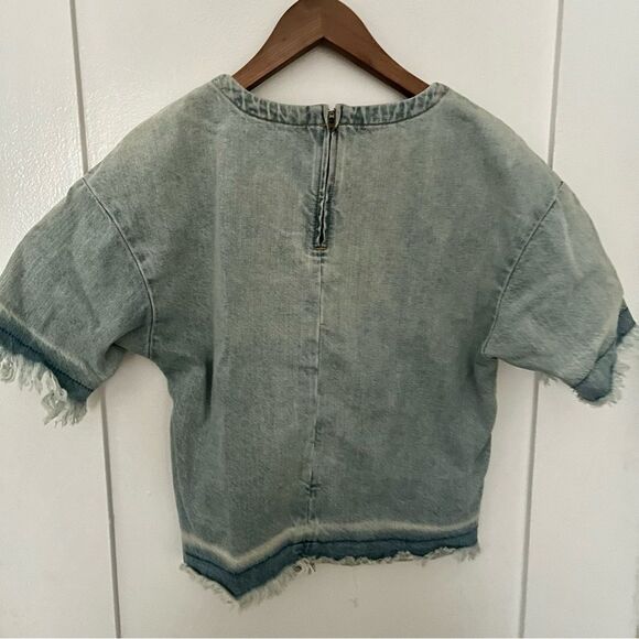 J Brand Dallas Denim Frayed Top - size XS (runs larger) - Picture 4 of 5